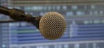 microphone-394284_1920