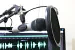 microphone-2170045_1280