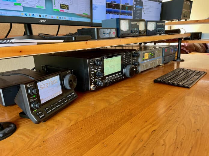New Rig in the Ham Shack — Icom IC-7100 | K5ND